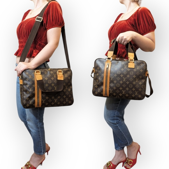 Authentic Louis Vuitton Sac Bosphore monogram Business Bag - Picture 2 of 13